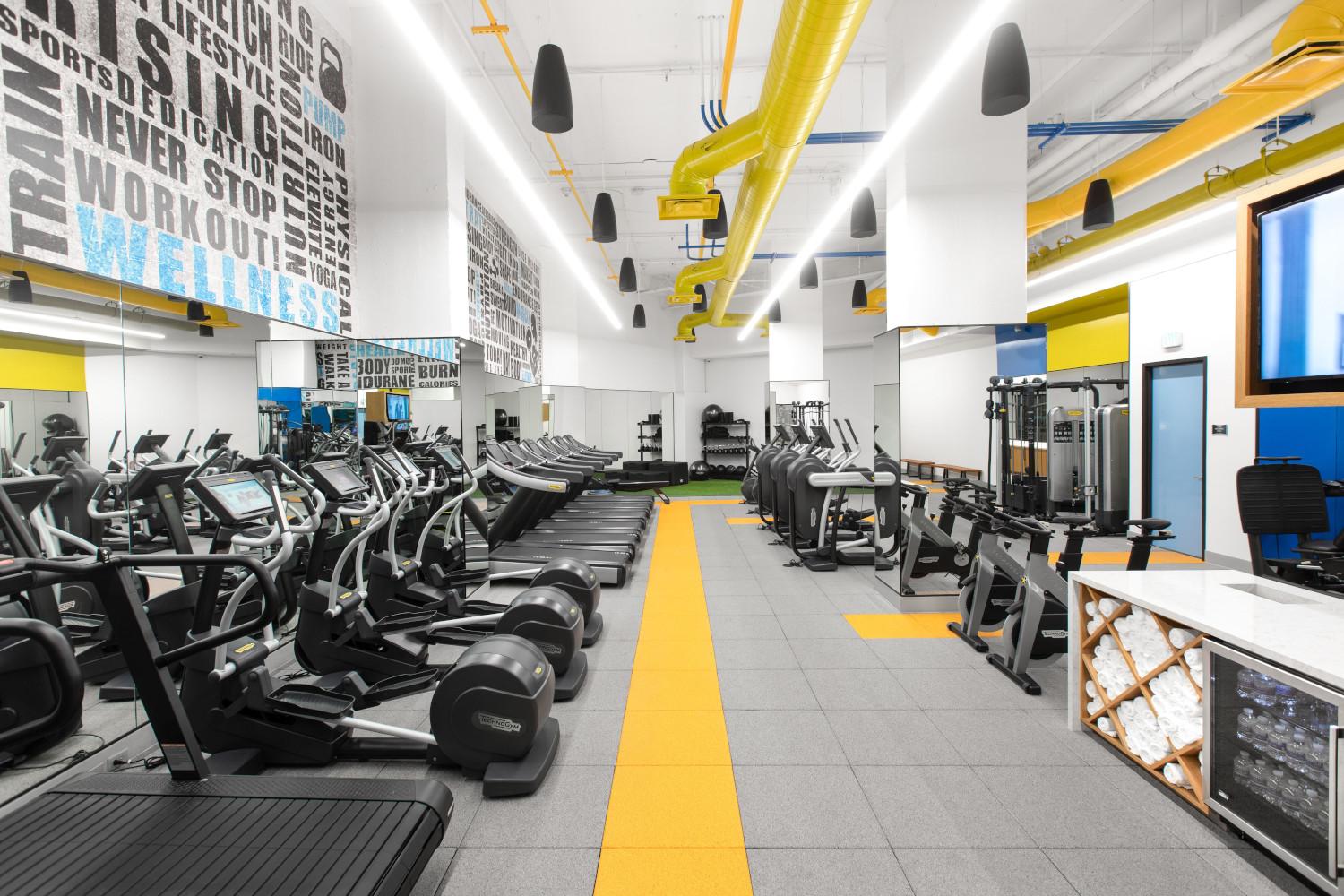 Best Gym in Las Vegas With Indoor Basketball Court & Top Amenities